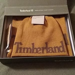 Timberland beanie and scarf set